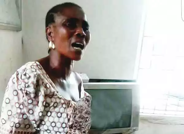 Woman defrauds bank customers by giving them fake prophecies (Photo)